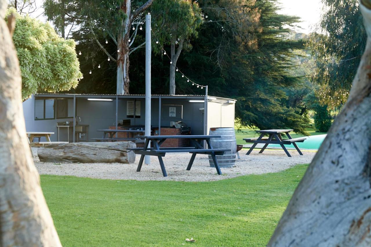 Pine Country Caravan Park Mount Gambier Ngoại thất bức ảnh